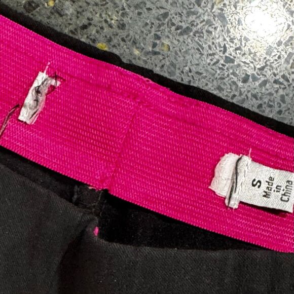 Gretchen Scott Pull On Pants. Black. Size Small. - Picture 6 of 7